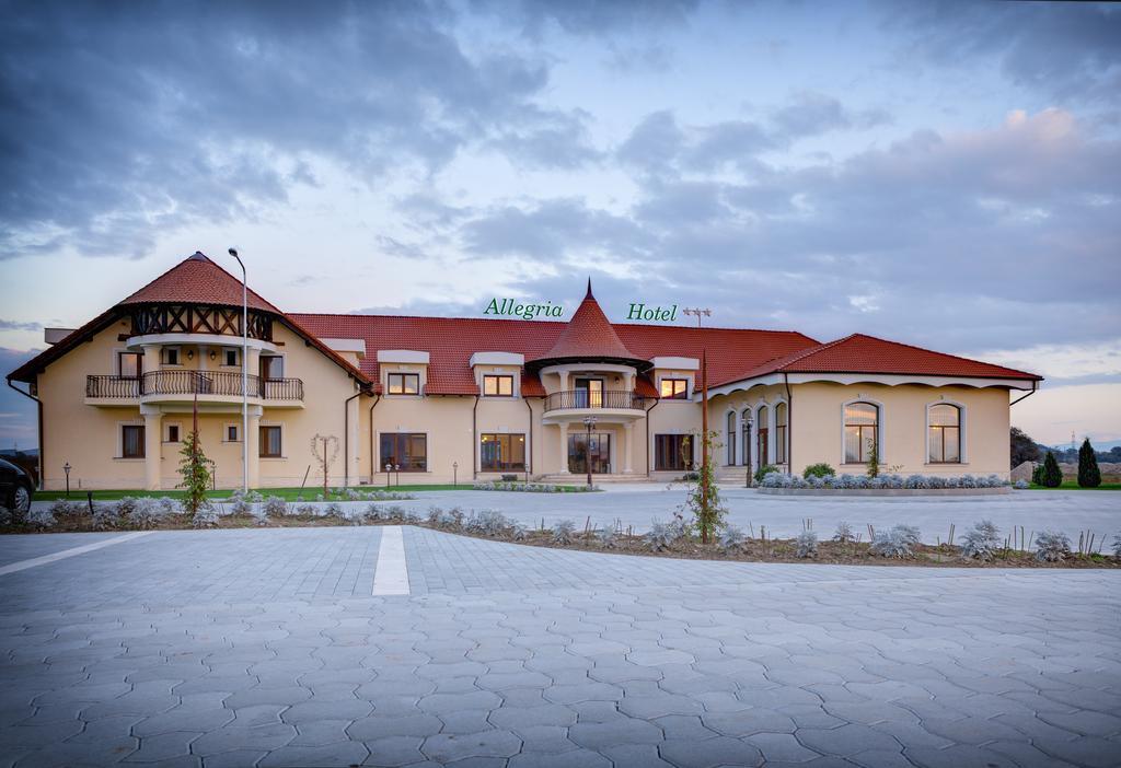 Allegria Hotel Alba Iulia Exteriör bild