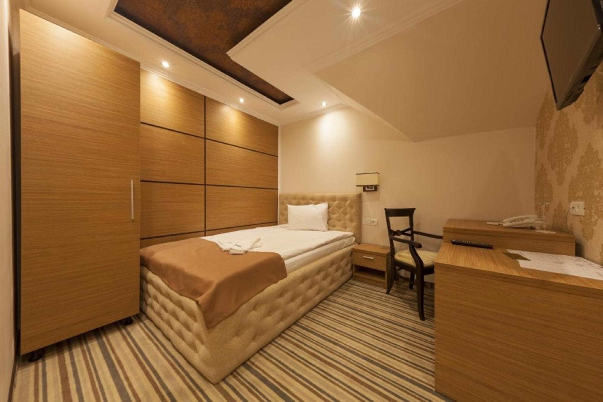 Allegria Hotel Alba Iulia Rum bild