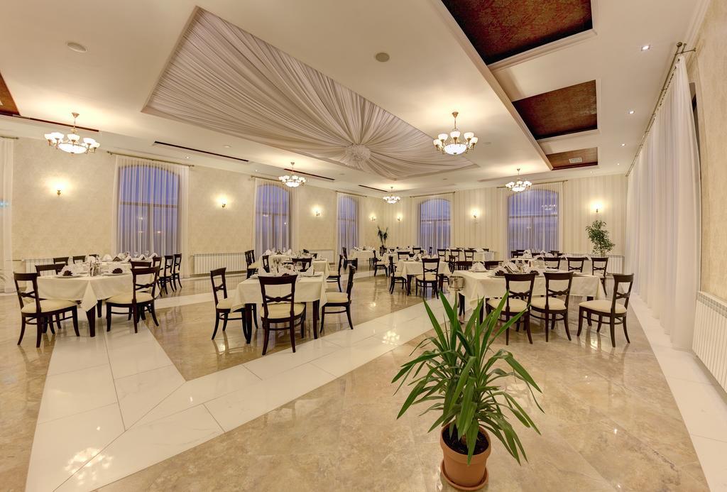 Allegria Hotel Alba Iulia Exteriör bild